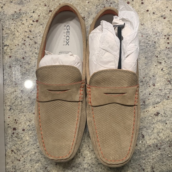 Men’s Suede Geox Loafers, never worn, excellent condition sz. 11. - Picture 3 of 4